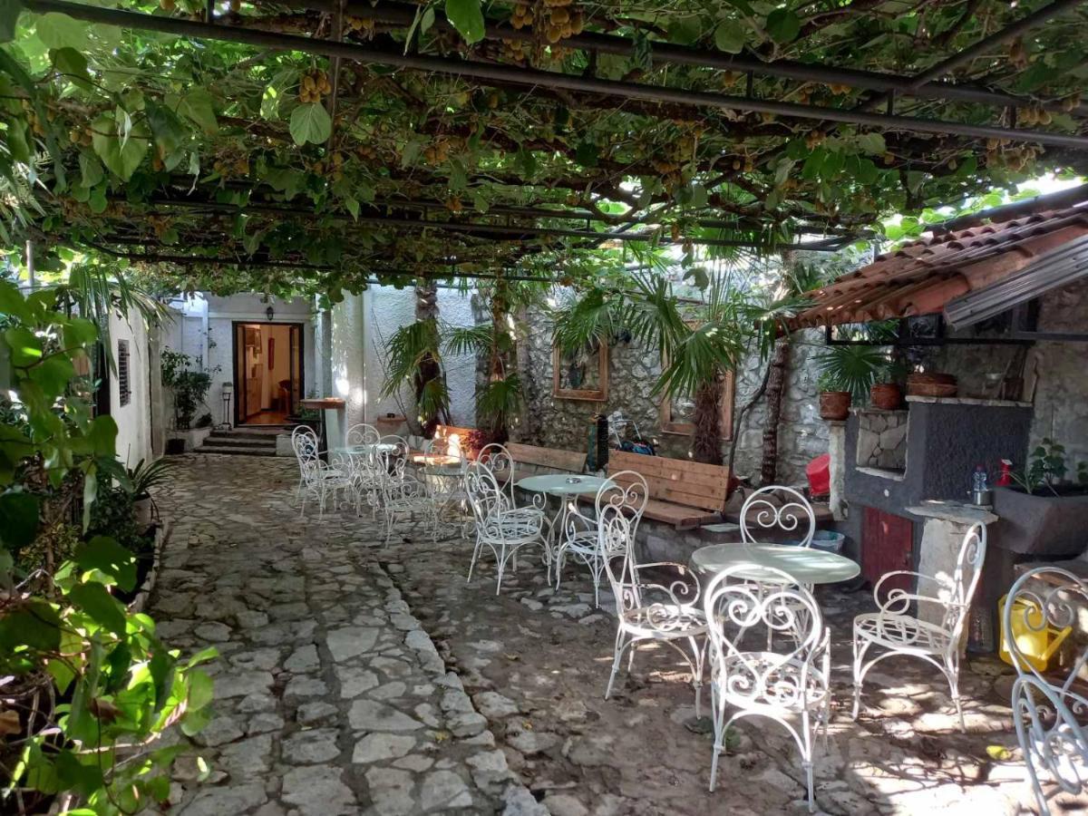 Heart Of Old Town Guesthouse Podgoriçe Dış mekan fotoğraf